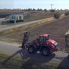 Carregadeira de rodas 9080 na agricultura